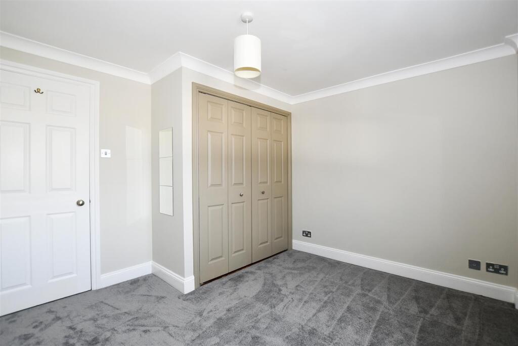 Additional image 5 of Cymbeline Court, The Lawns, Mount Pleasant, St. Albans