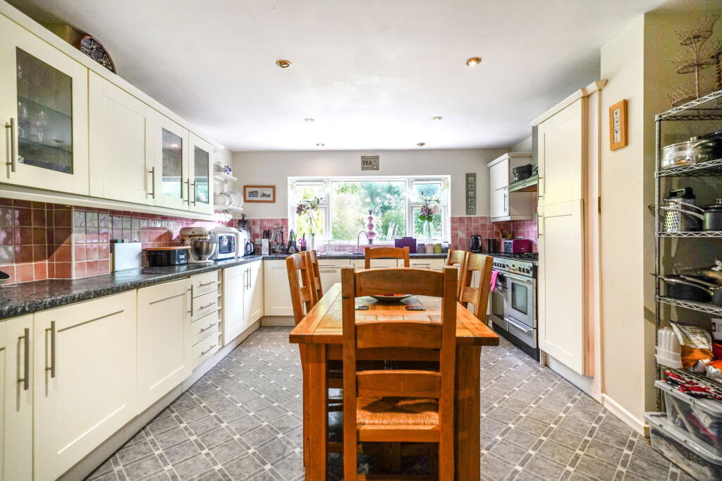 Additional image 24 of Ufton Crescent, Shirley