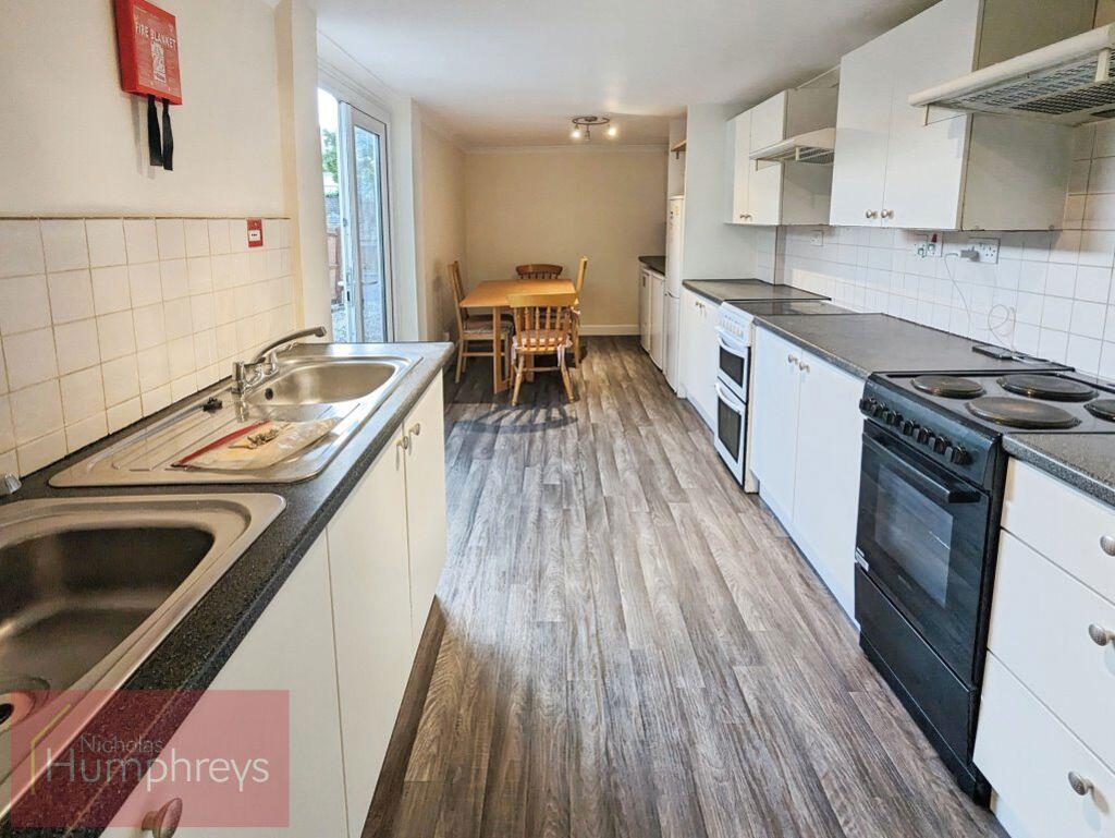 Additional image 2 of Comet Road