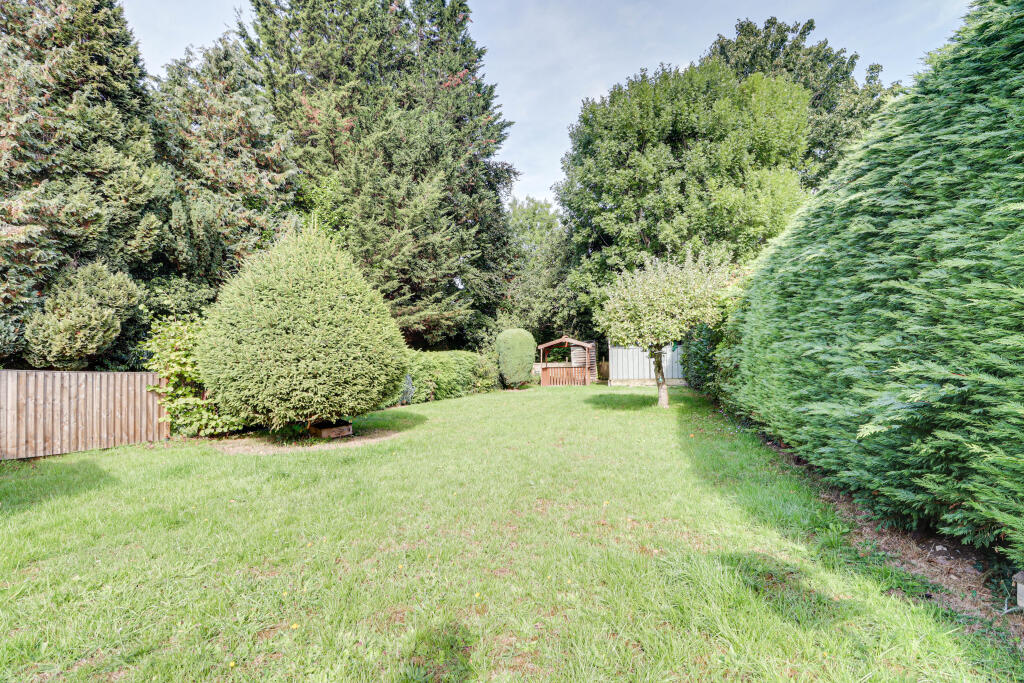 Additional image 19 of Batchwood Drive, St Albans, AL3