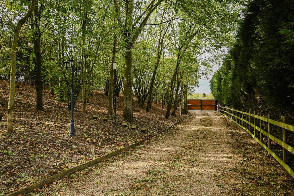 Additional image 41 of Woodside Barn, Mill Lane, Edingale, B79