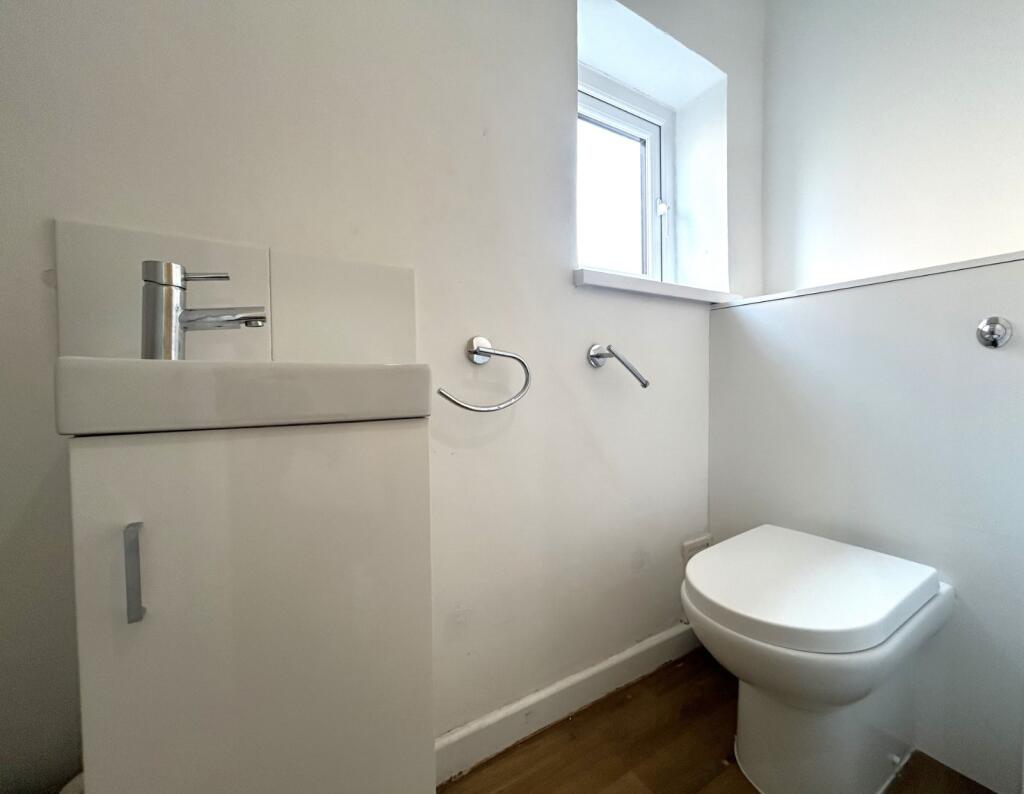 Additional image 7 of Chamberlain Crescent, Shirley, Solihull, West Midlands, B90