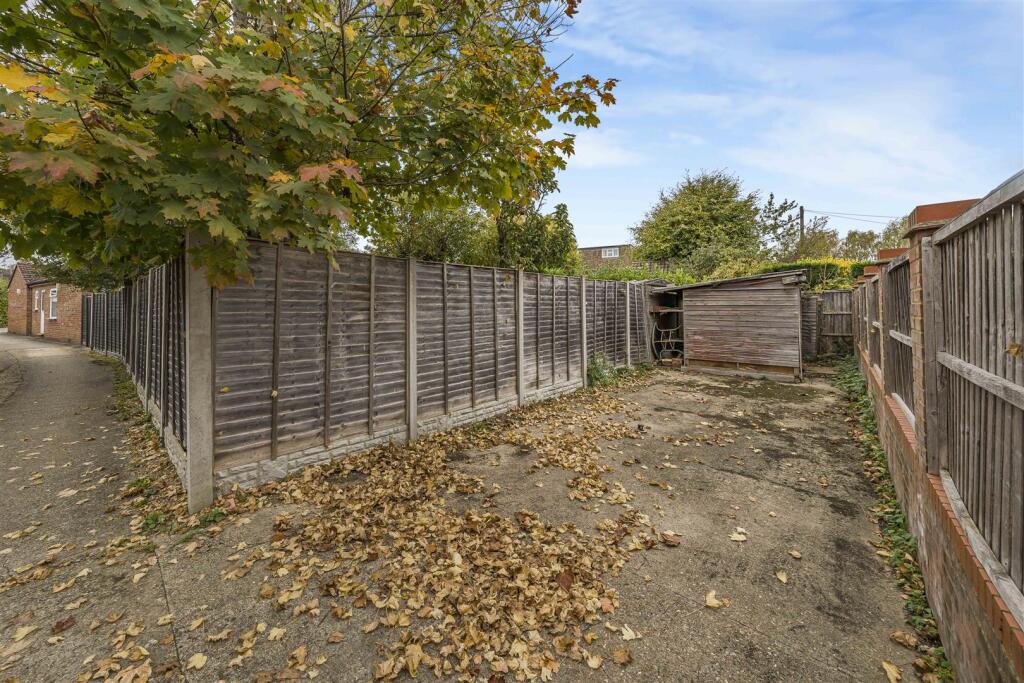 Additional image 16 of Park Street Lane, Park Street, St. Albans