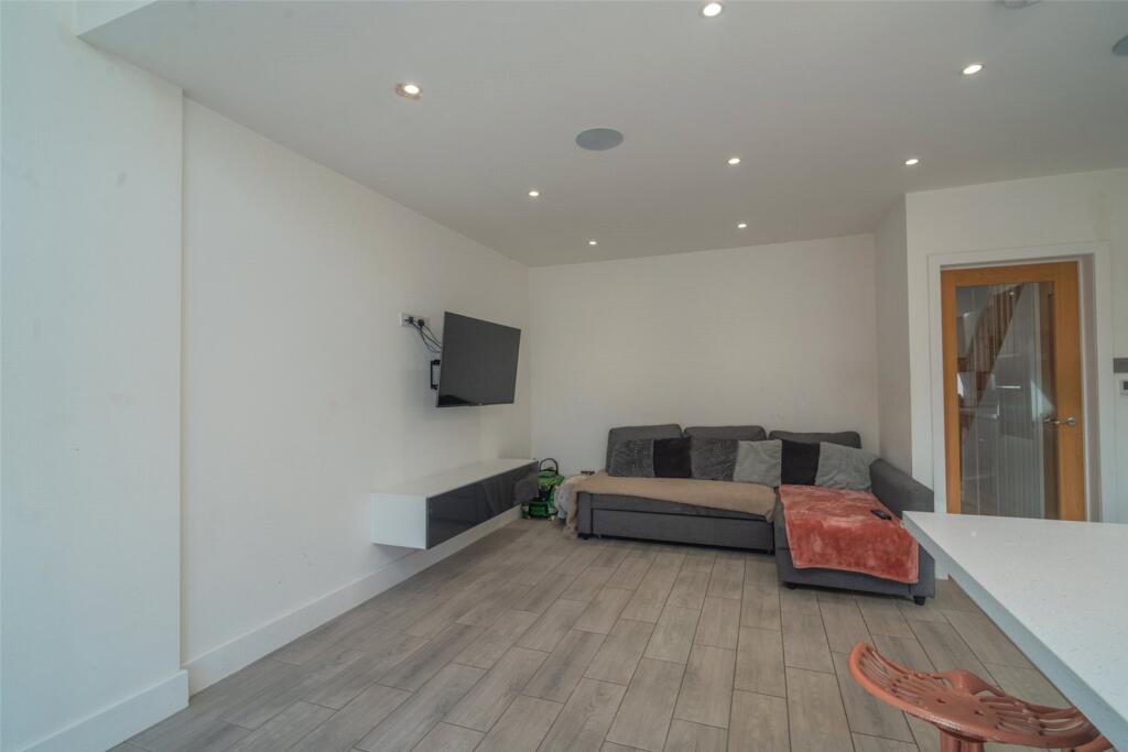 Additional image 11 of Clinton Road, Shirley, Solihull, West Midlands, B90