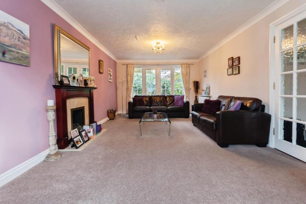 Additional image 3 of Boningale Way, Dorridge, Solihull