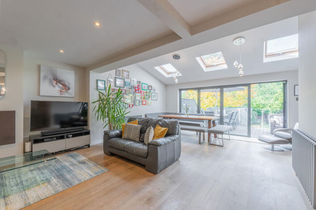 Additional image 11 of Greyfort Crescent, Solihull, B92 8DN