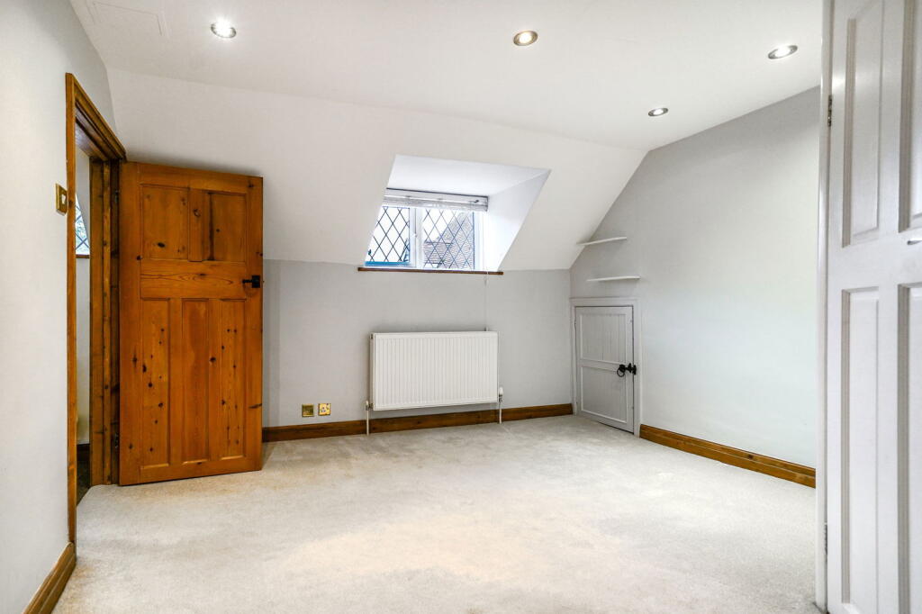 Additional image 26 of Small Lane, Earlswood