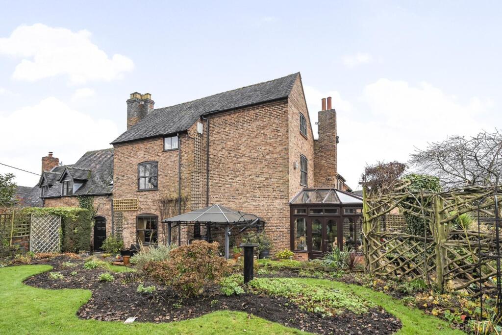 Additional image 17 of Church Farm Mews, Dosthill, Tamworth