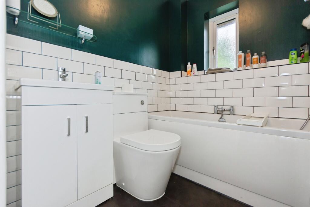 Additional image 15 of Ashmores Close, Redditch