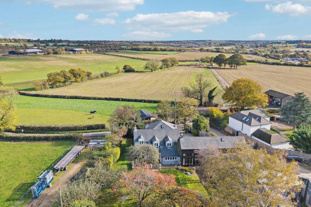 Additional image 32 of Chad Lane, Flamstead, Hertfordshire