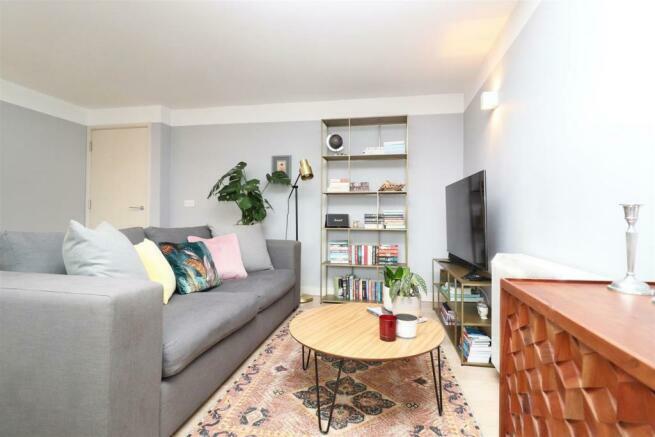 Additional image 4 of Hatfield Road, St. Albans, Hertfordshire, AL1 4UN