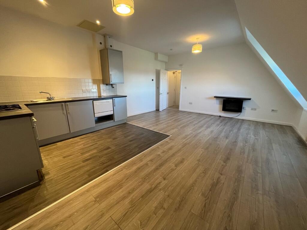 Additional image 5 of Hensborough, Shirley, Solihull, West Midlands, B90