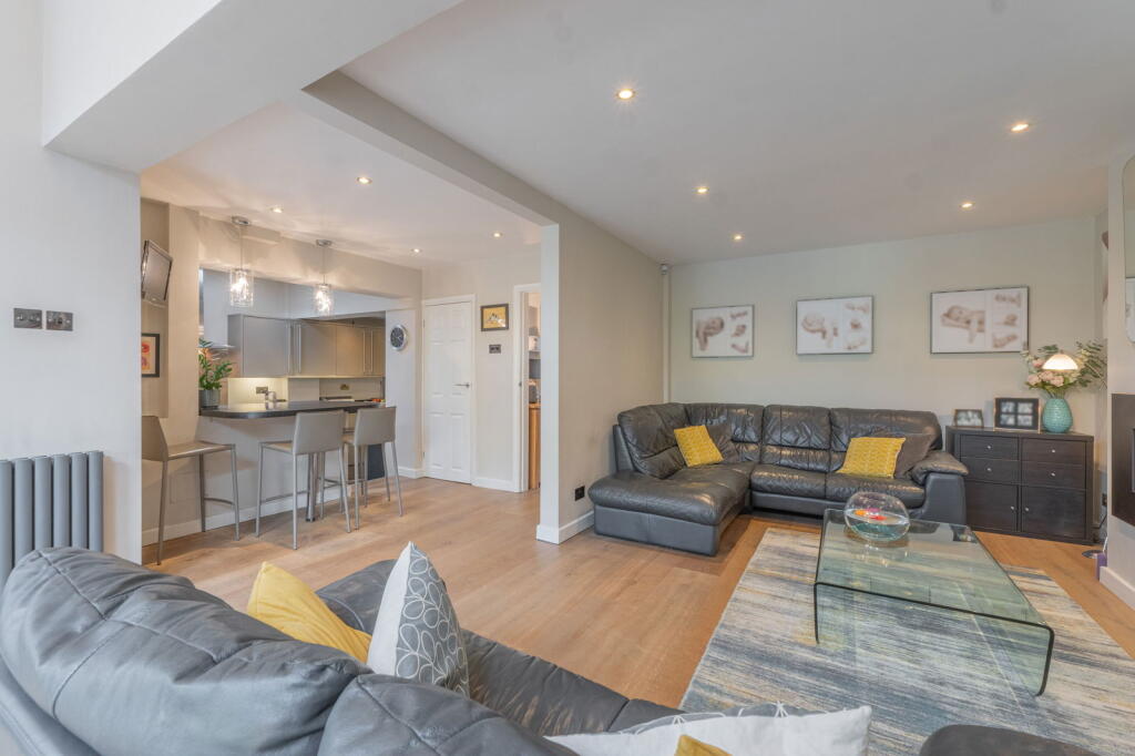 Additional image 9 of Greyfort Crescent, Solihull, B92 8DN