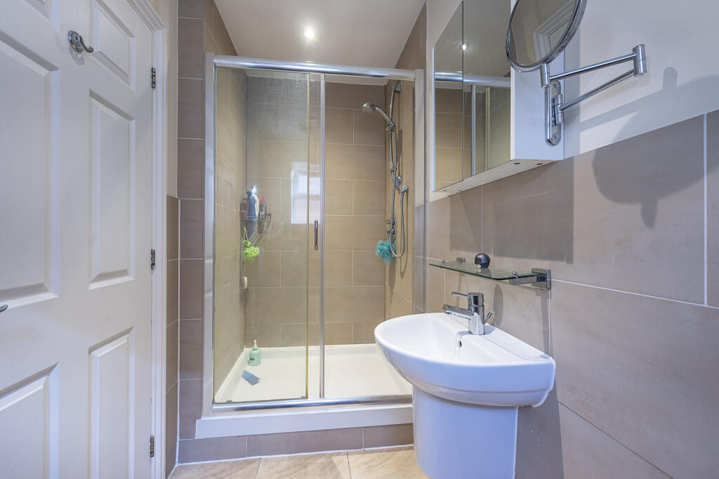 Additional image 15 of Penn Road, Park Street, St. Albans, Hertfordshire, AL2