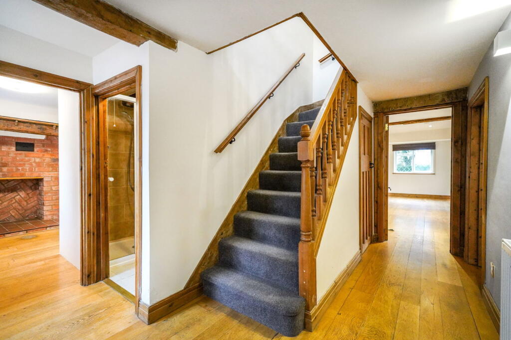 Additional image 8 of Small Lane, Earlswood