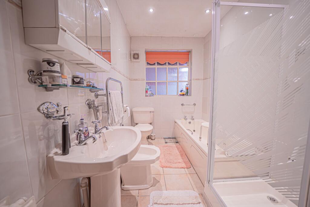 Additional image 20 of Cloweswood Lane, Earlswood, B94