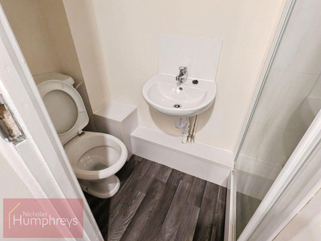 Additional image 5 of Comet Road