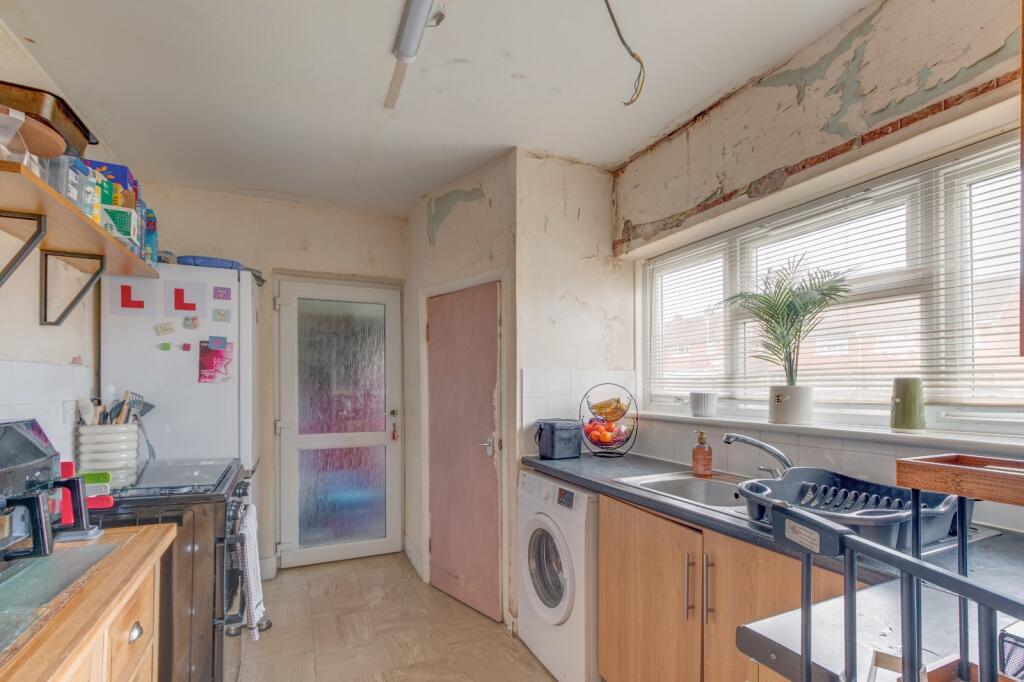 Additional image 4 of Foxlydiate Crescent, Batchley, Redditch, B97