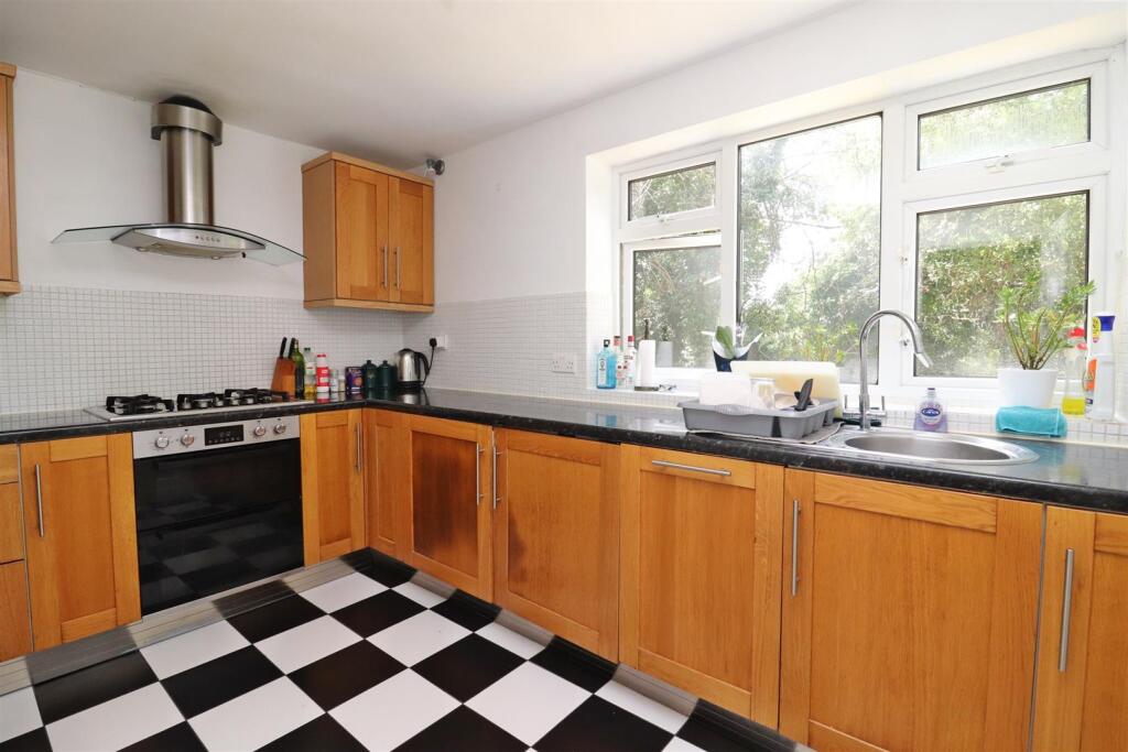 Additional image 7 of Riverside Road, St. Albans