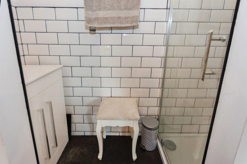 Additional image 13 of Ashmores Close, Redditch