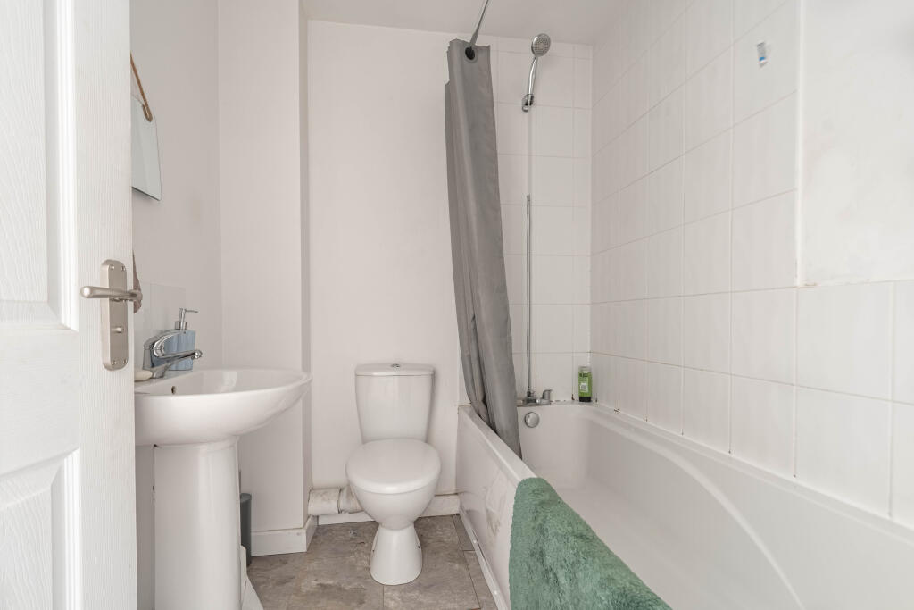 Additional image 8 of Summers Mews, Studley, Warwickshire, B80