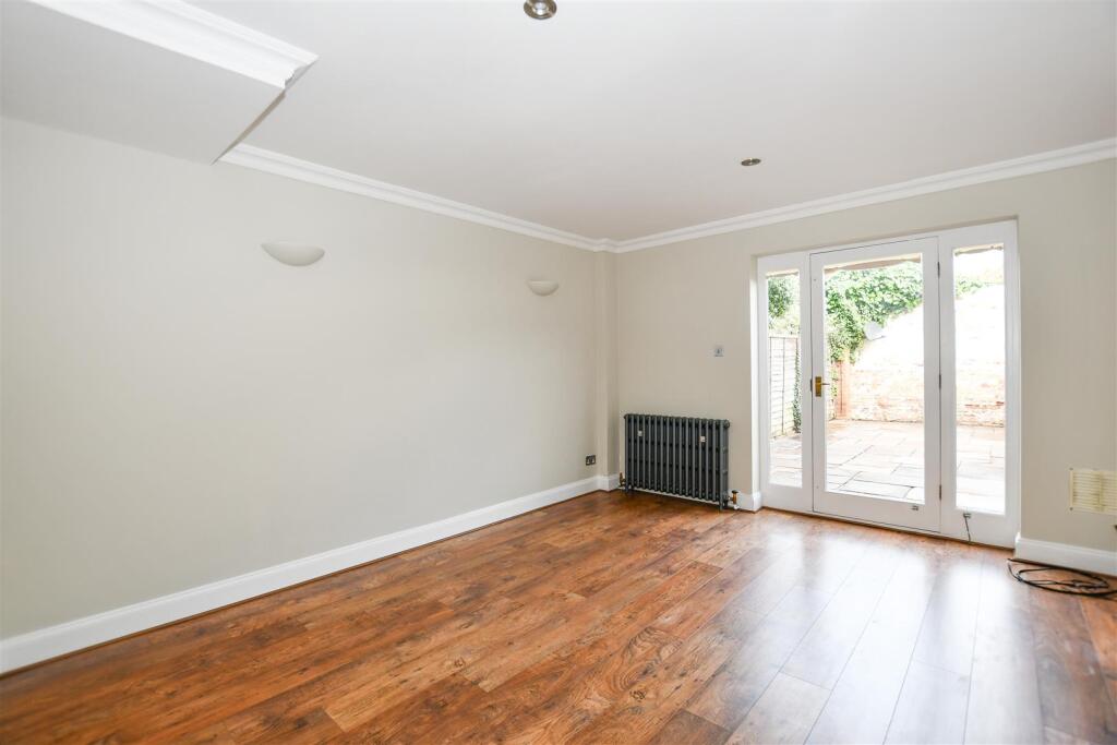 Additional image 14 of Cymbeline Court, The Lawns, Mount Pleasant, St. Albans