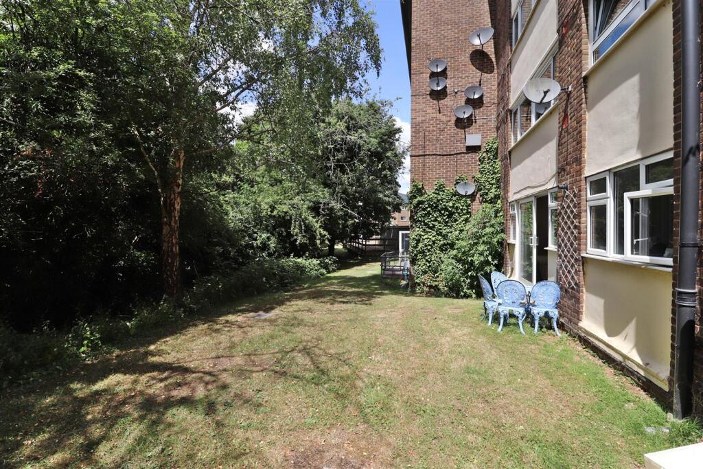 Additional image 16 of Riverside Road, St. Albans