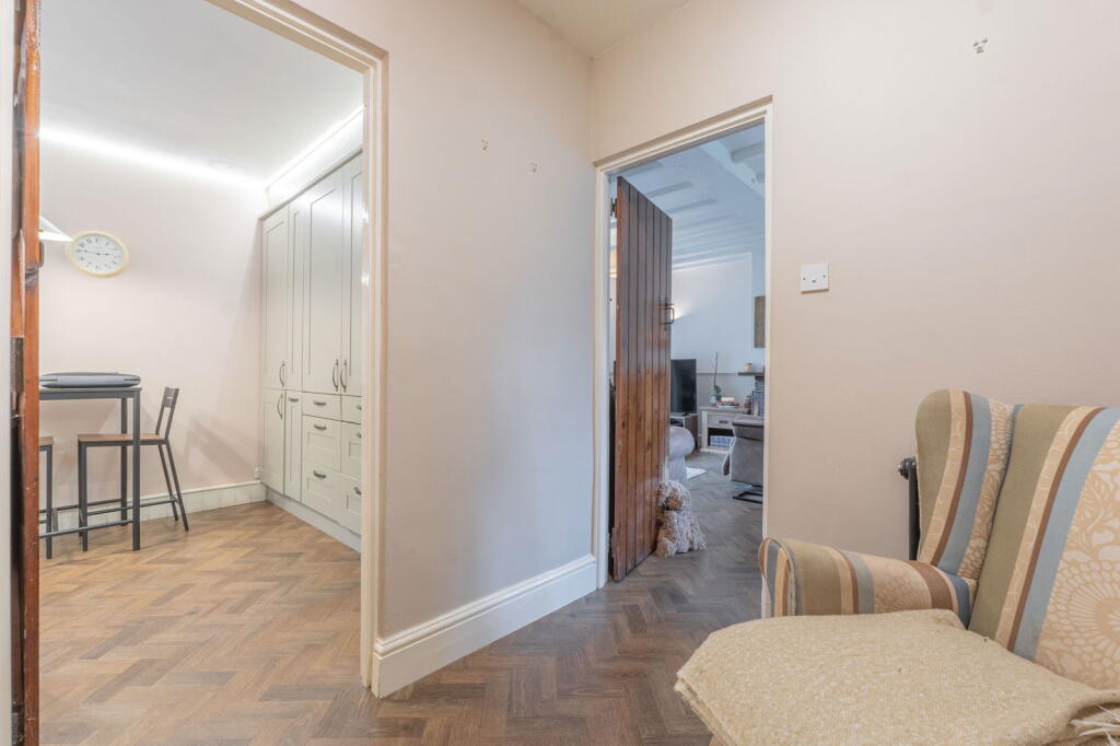 Additional image 6 of 2B Priory Court, Studley, Warwickshire, B80 7BB