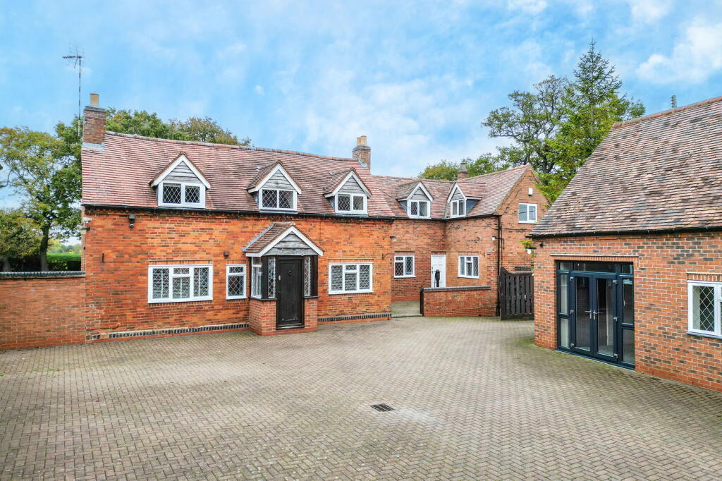 Additional image 45 of Small Lane, Earlswood