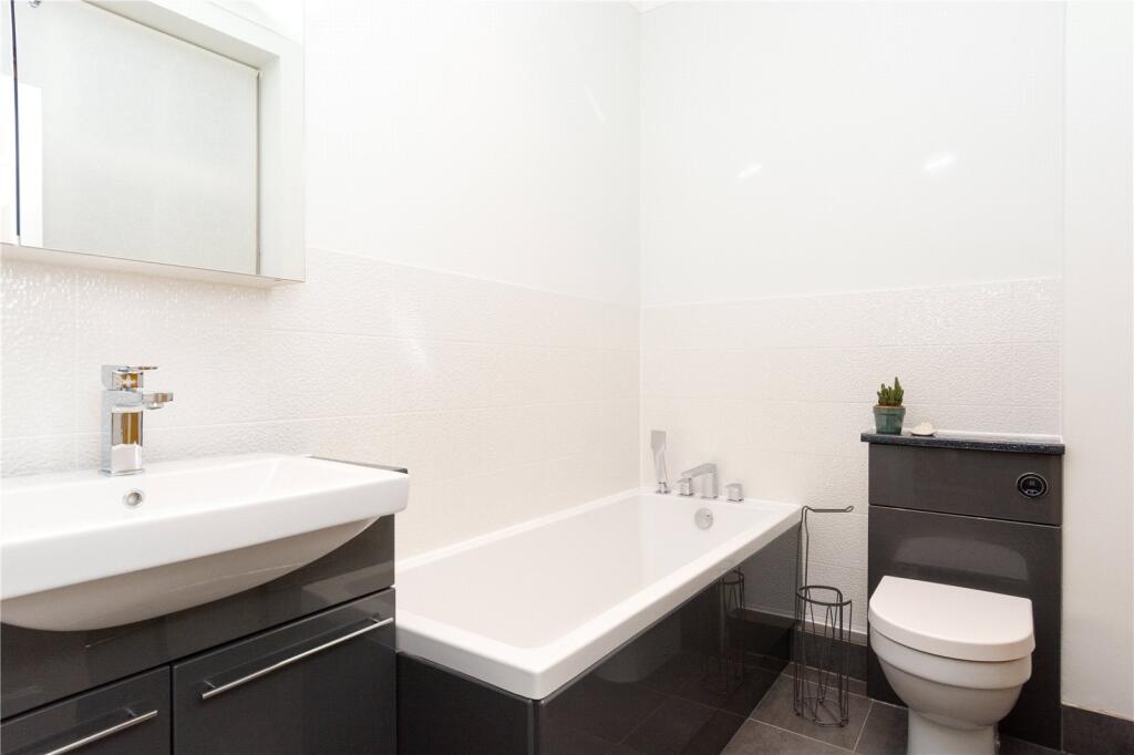 Additional image 9 of Milliners Court, Lattimore Road, St. Albans, Hertfordshire