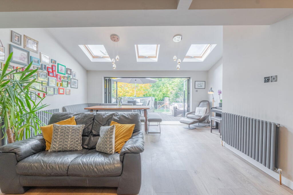 Additional image 12 of Greyfort Crescent, Solihull, B92 8DN