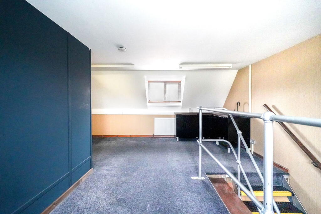 Additional image 37 of Small Lane, Earlswood