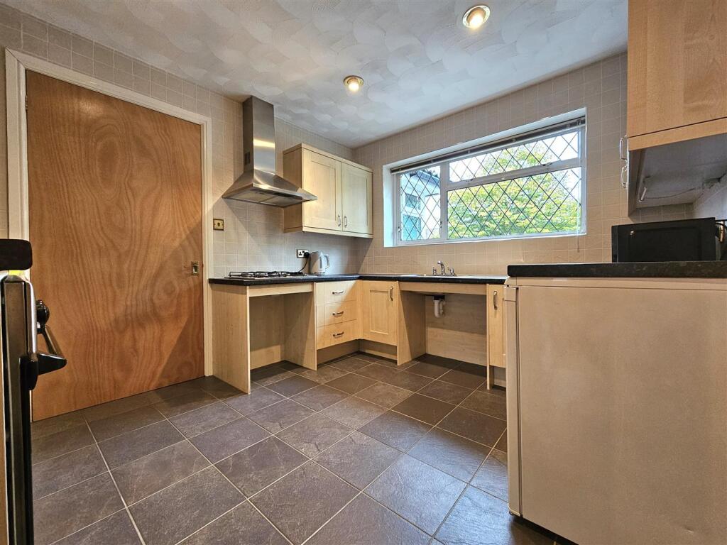 Additional image 8 of Yew Tree Lane, Solihull