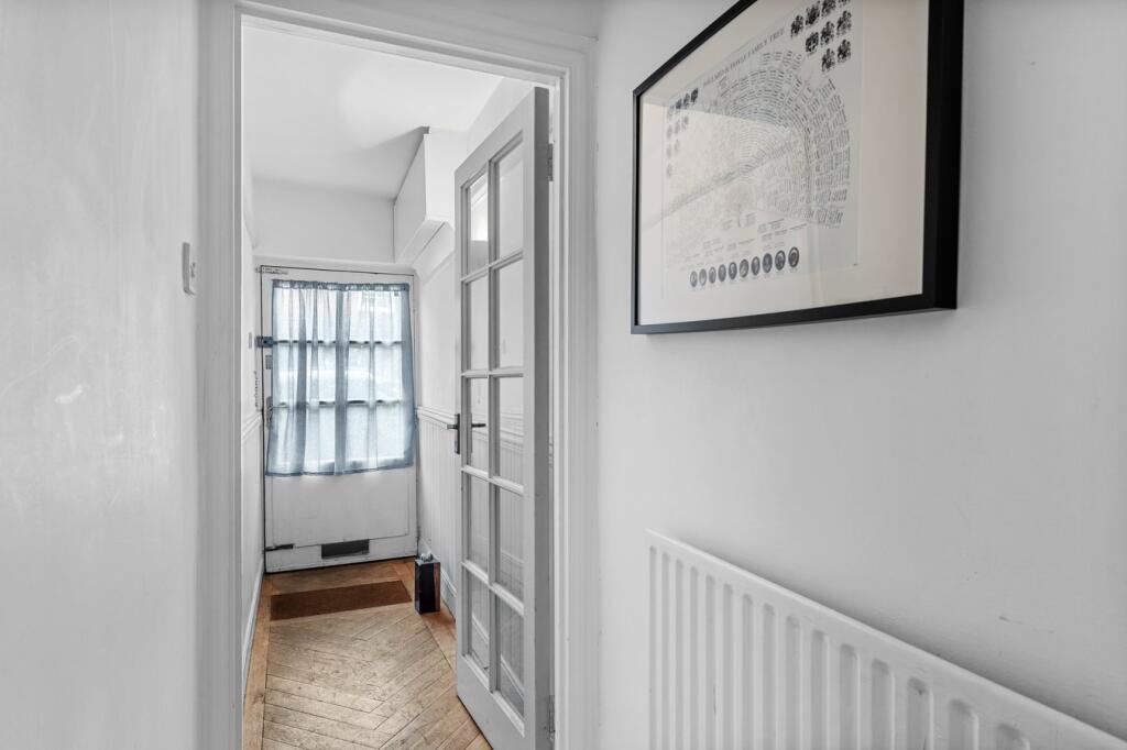 Additional image 29 of High Street, Henley in Arden, Warwickshire, B95