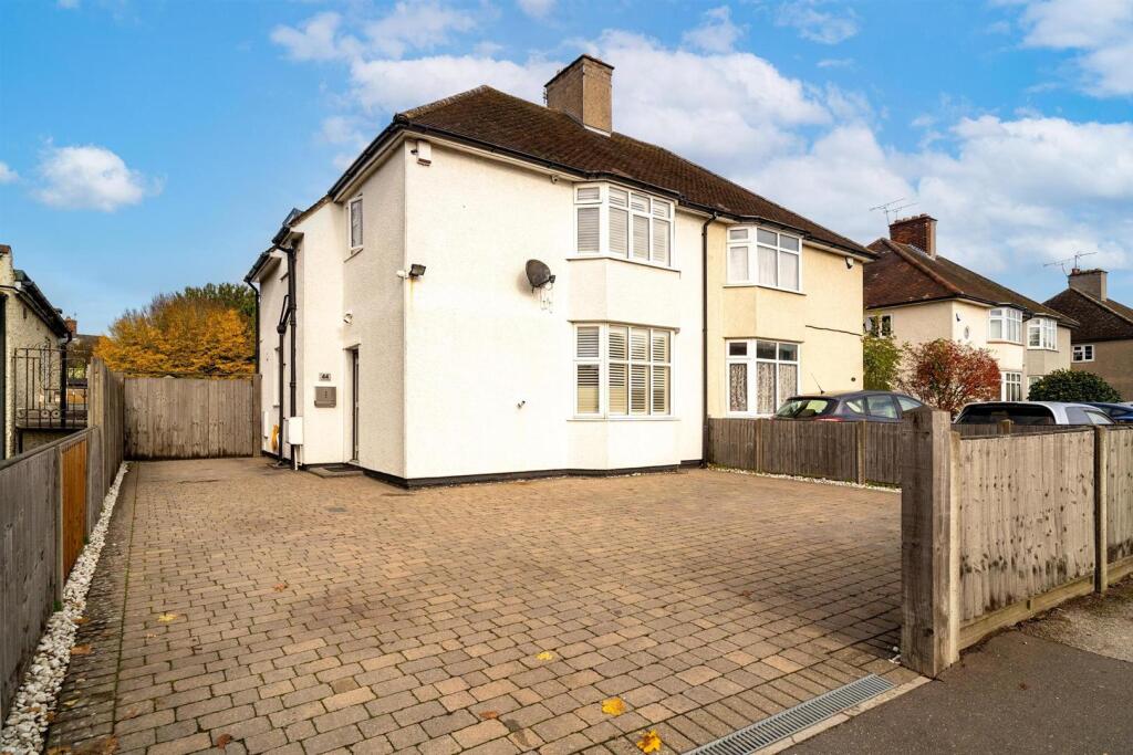 Property image for St Albans Road East, Hatfield