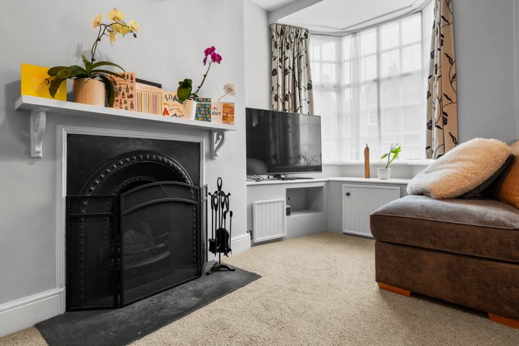 Additional image 4 of High Street, Henley in Arden, Warwickshire, B95