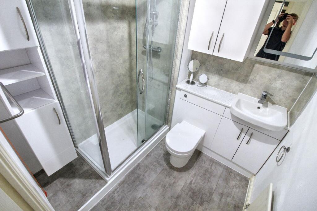 Additional image 6 of Flat , Blackthorn Court, Chestnut Walk, Henley-in-Arden