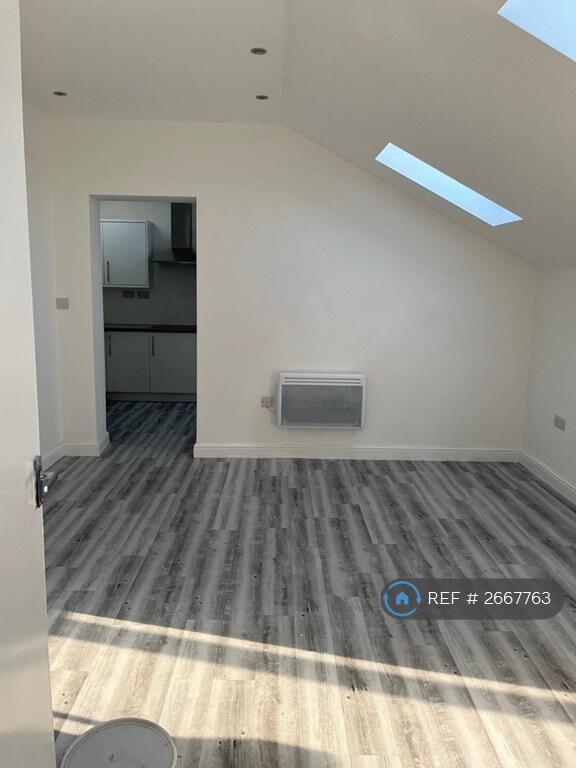 Additional image 5 of Studley, B807hj, B80