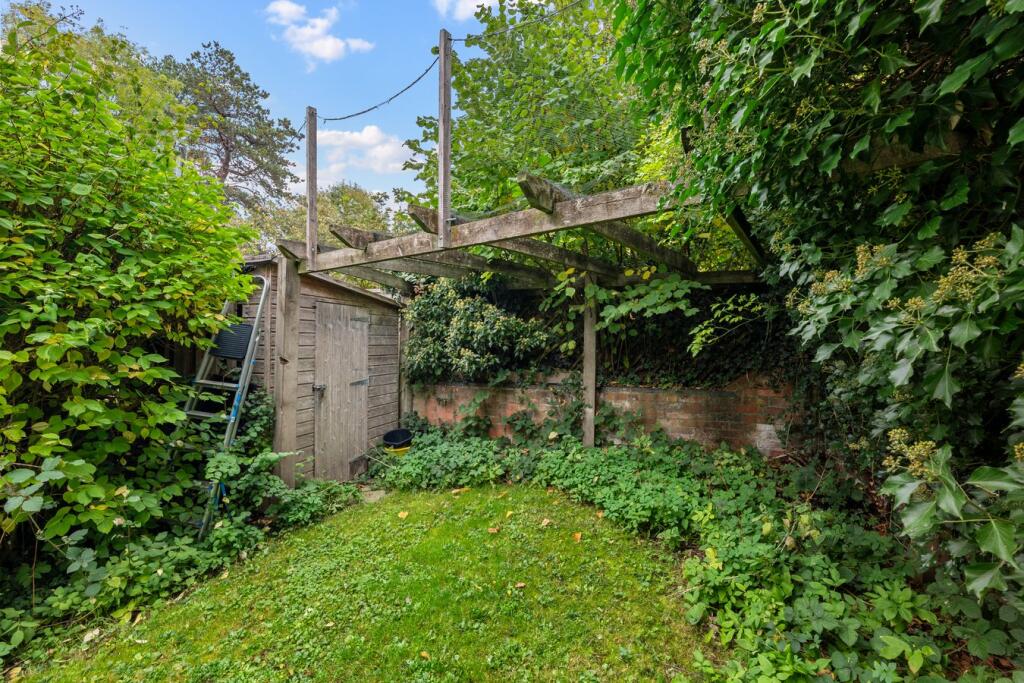 Additional image 34 of High Street, Henley in Arden, Warwickshire, B95