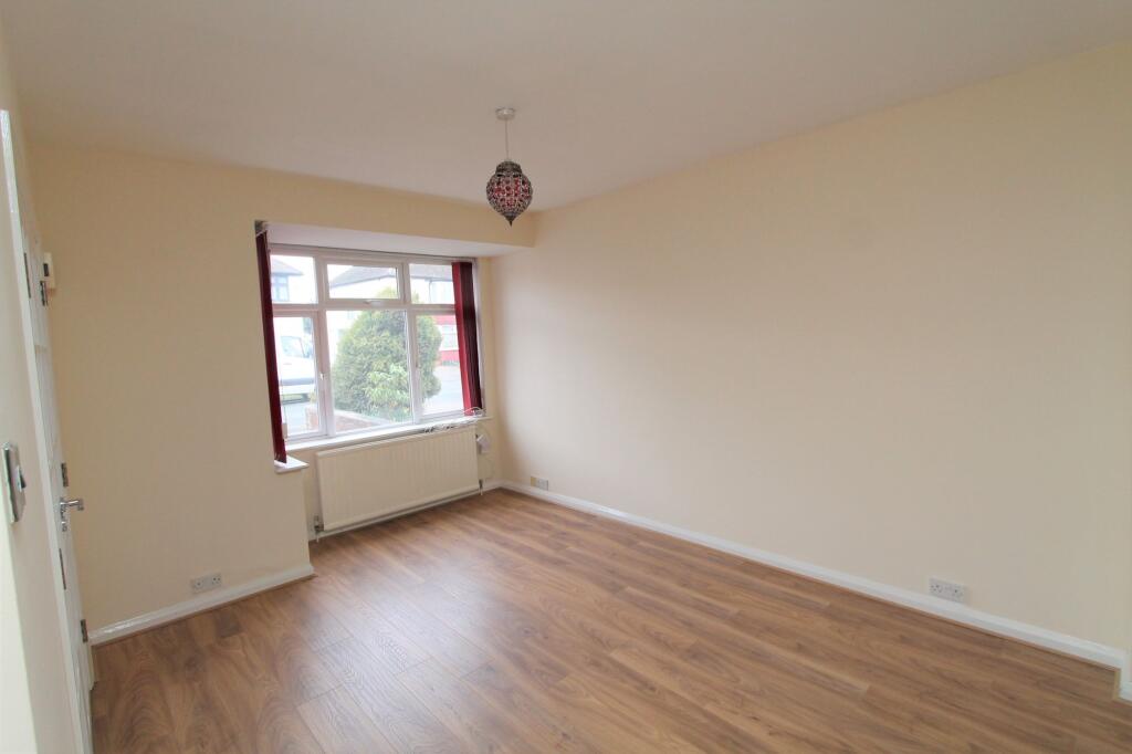 Additional image 4 of Crawford Road, Hatfield, AL10