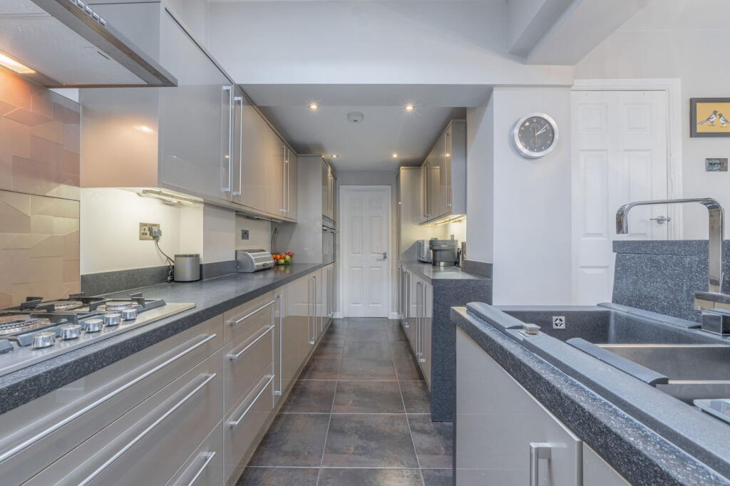 Additional image 17 of Greyfort Crescent, Solihull, B92 8DN