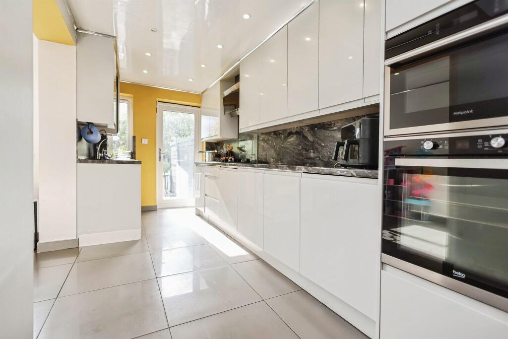 Additional image 3 of Wagon Lane, SOLIHULL