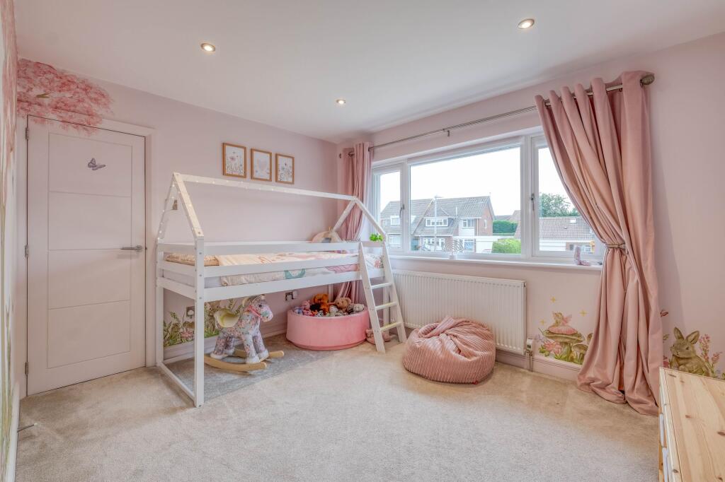 Additional image 23 of Gainsborough Crescent, Knowle, B93