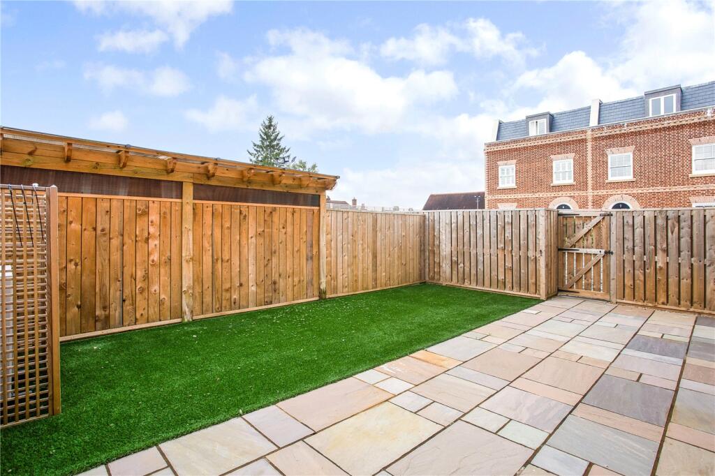 Additional image 12 of Bowgate Mews, St. Peters Close, St. Albans, Hertfordshire, AL1