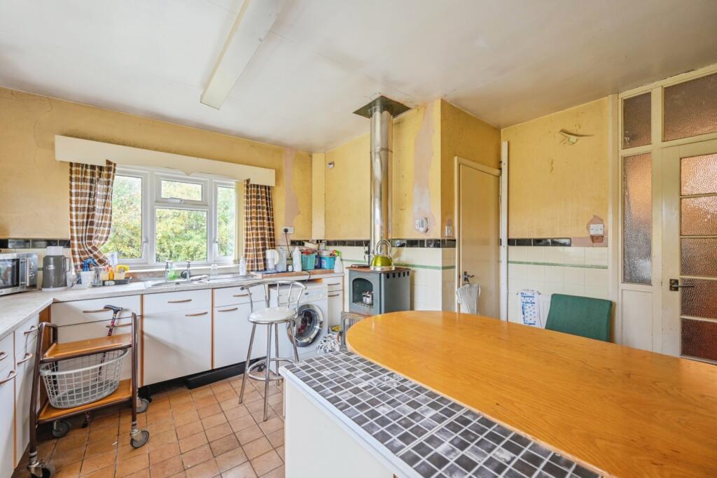 Additional image 5 of Clifton Road, No Mans Heath, Tamworth, Warwickshire, B79