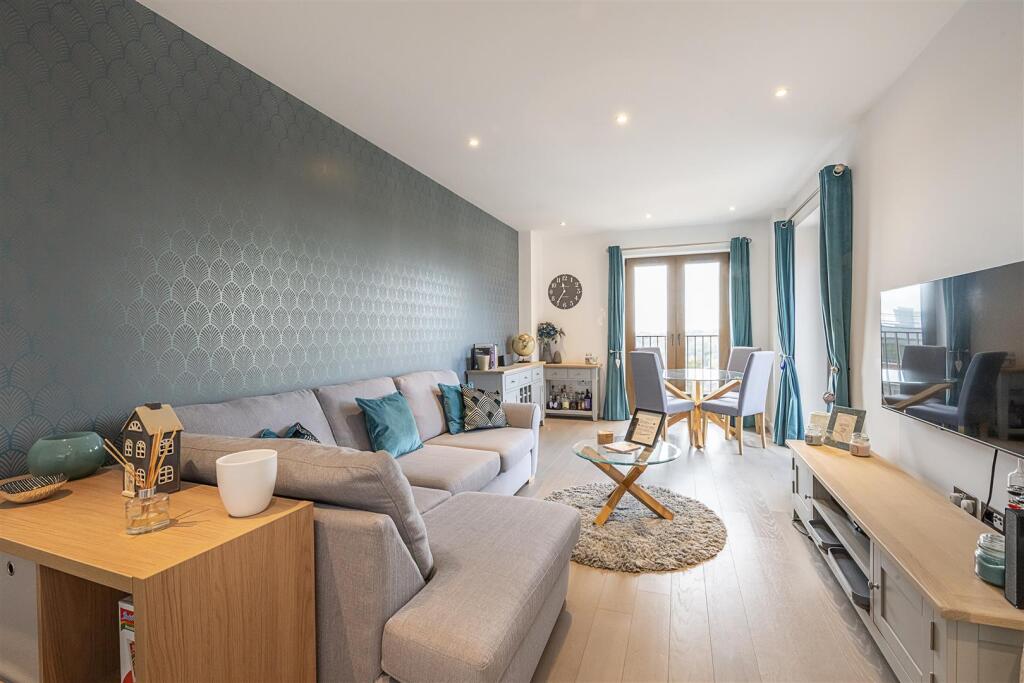 Additional image 19 of Grosvenor Road, St. Albans