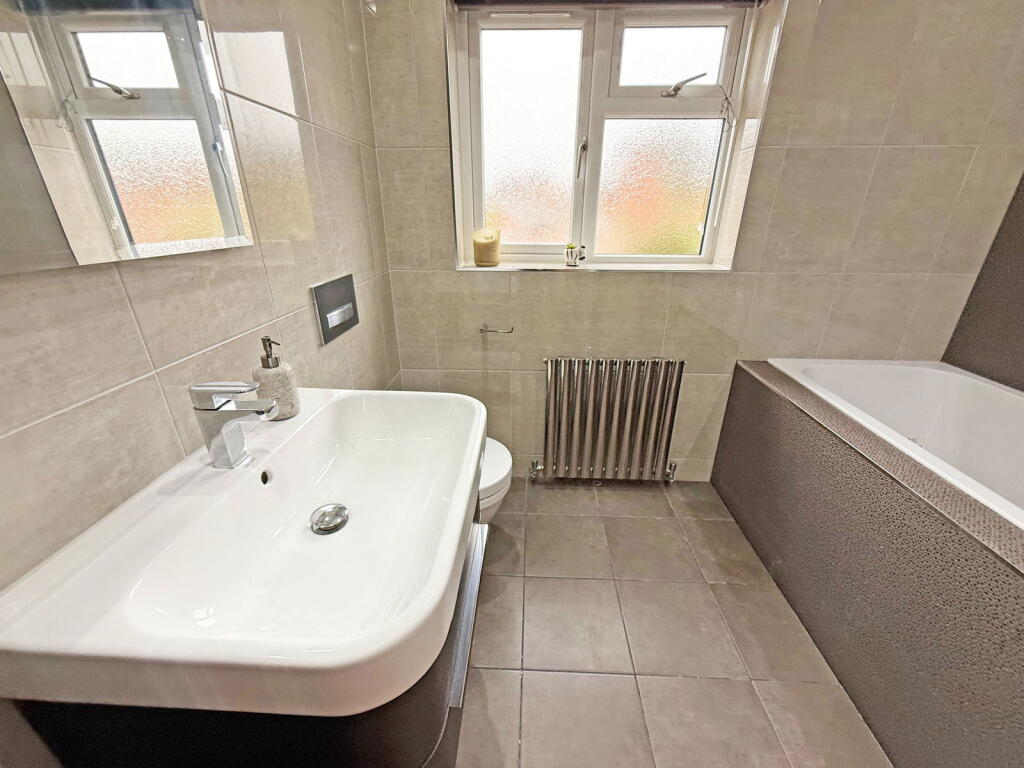 Additional image 9 of Hitherside, Dickens Heath, Solihull, B90 1RT