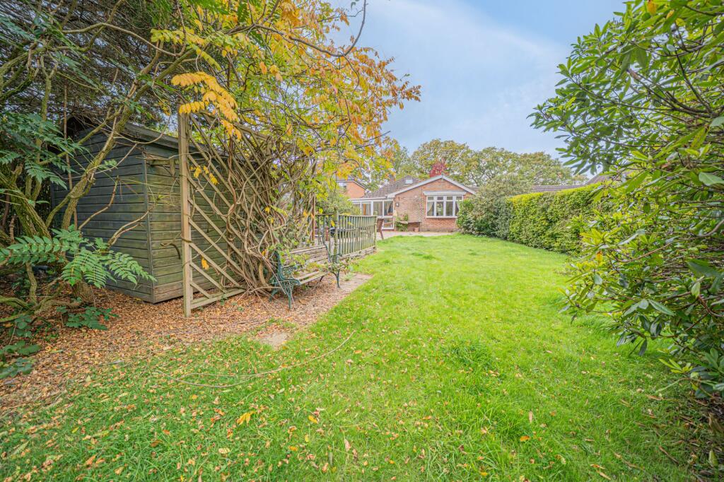 Additional image 26 of Cloweswood Lane, Earlswood, B94