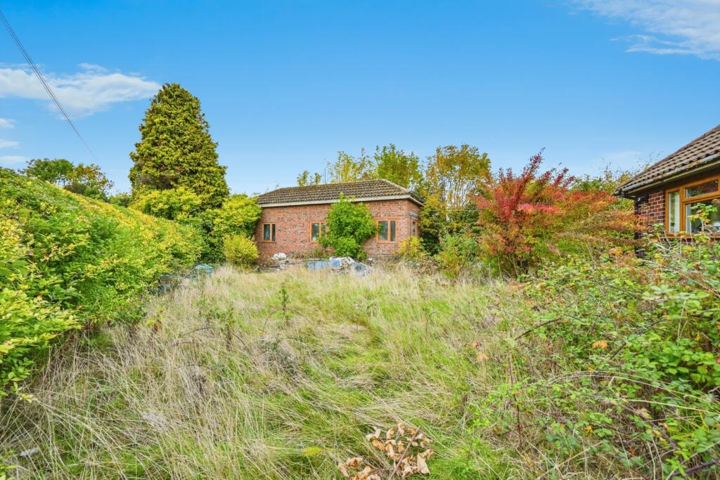 Additional image 14 of Clifton Road, No Mans Heath, Tamworth, Warwickshire, B79