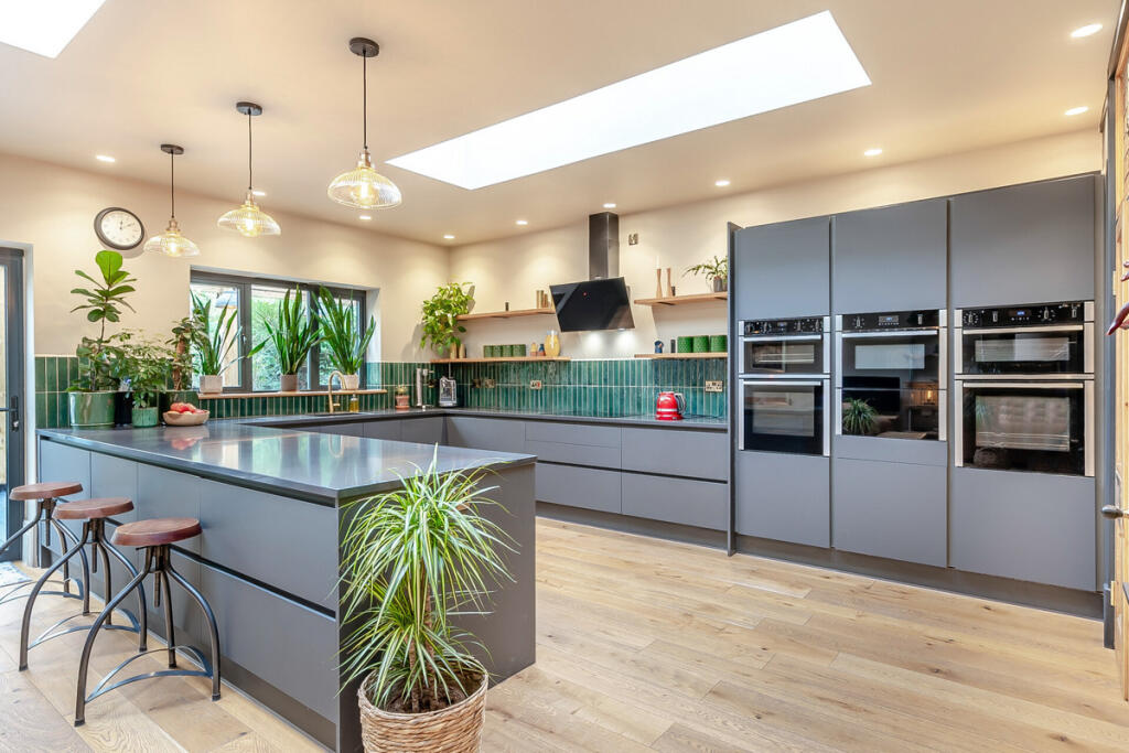 Additional image 10 of Kineton Green Road, Solihull, West Midlands B92 7DT